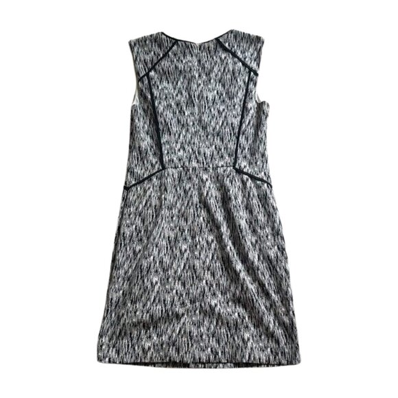 Banana Republic Black and White Sheath Dress - Picture 2 of 3